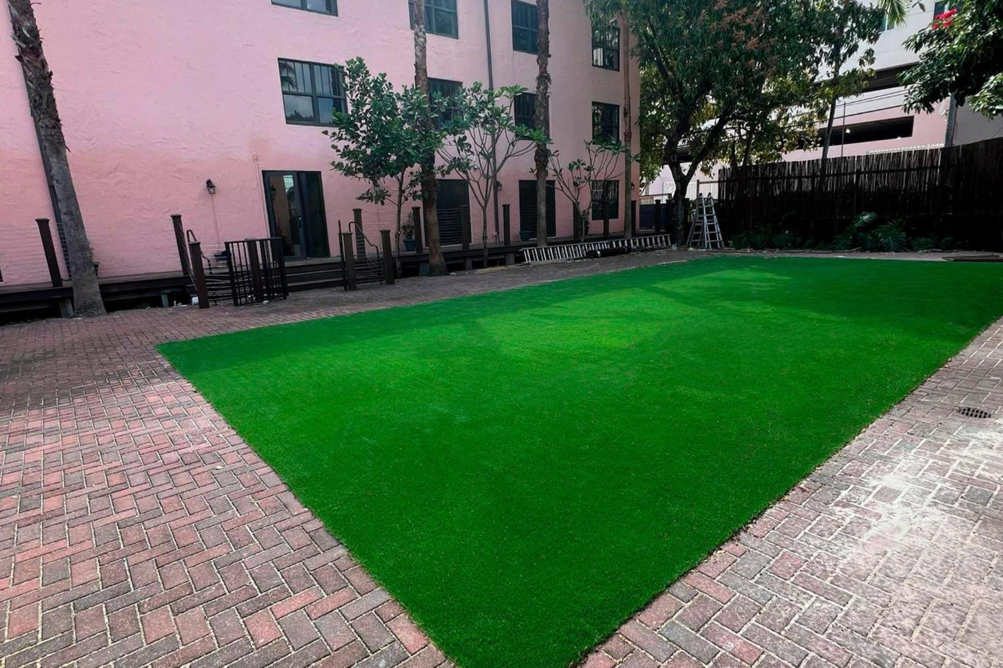 Roami At Tower Hotel - Calle Ocho Miami Exterior photo